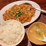 麻婆豆腐＋ご飯セット(喜洋洋)