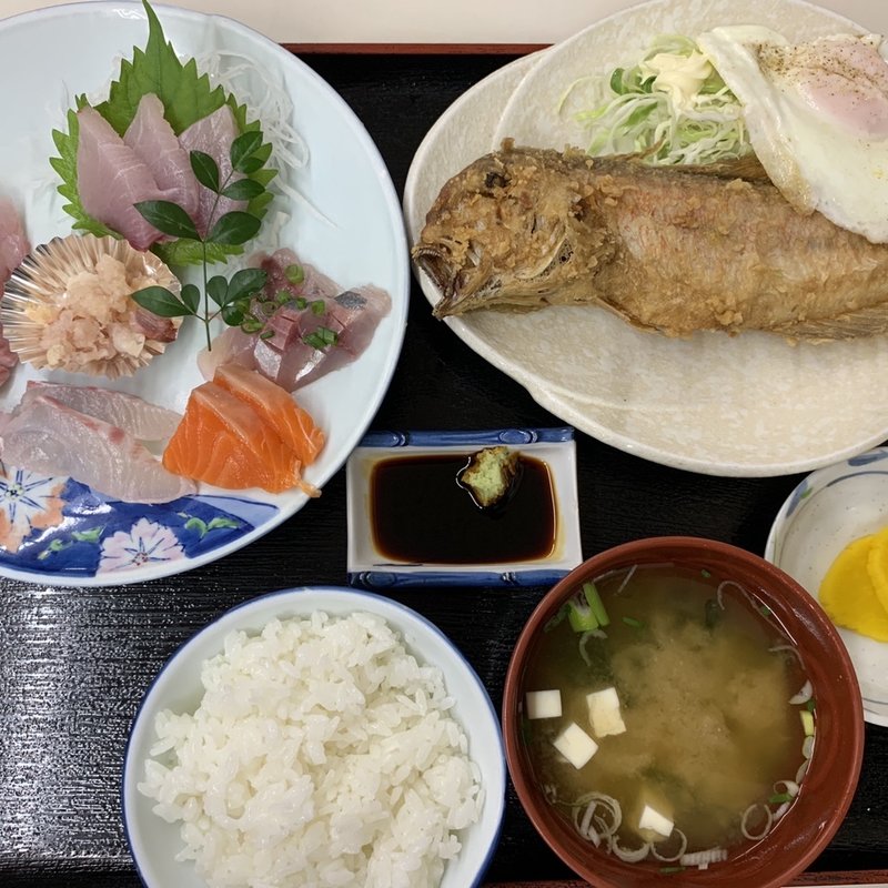 甘鯛のから揚げ付きお刺身定食(水産食堂 )