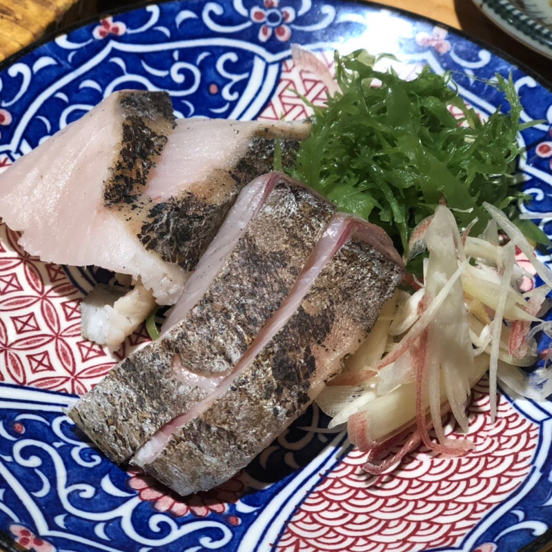 鰆炙り刺し(丸秀鮮魚店 大橋店 （【旧店名】 毎日笑売 だお）)