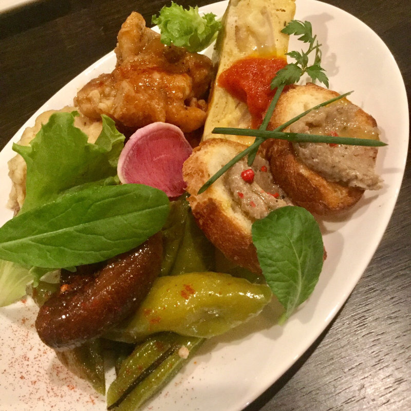 前菜五種盛り(マルホ酒店 ミナミ店 Bottle Shop & Bistro)