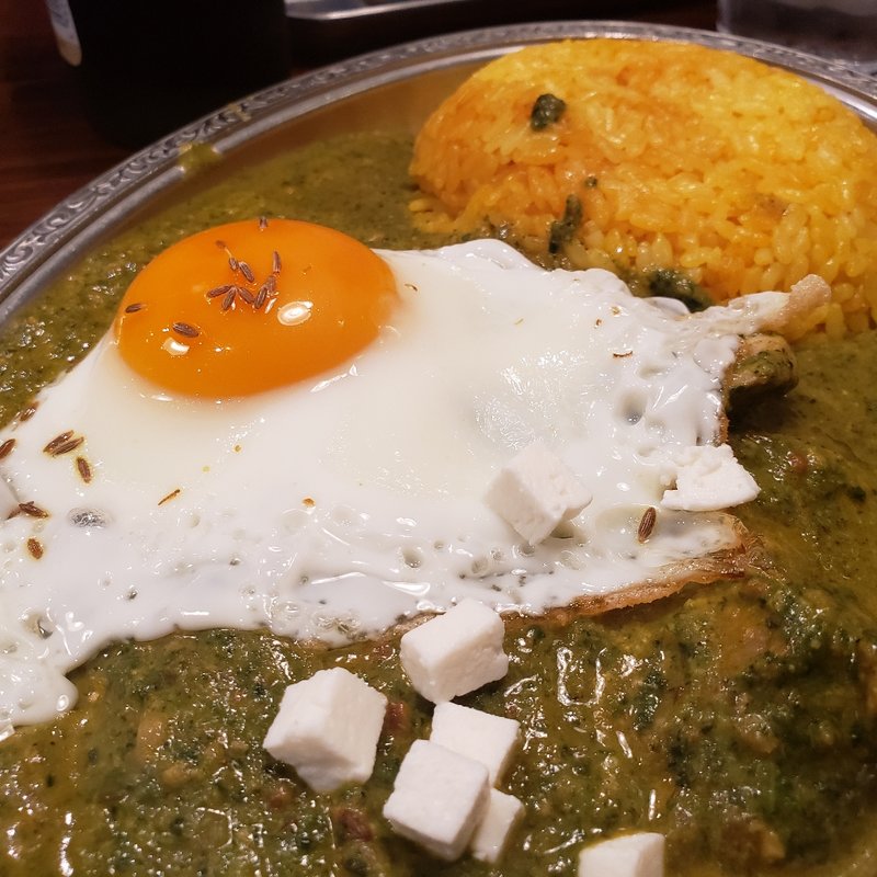 ほうれん草とチキンのカレー(ゴカルナ （Gokarna）)