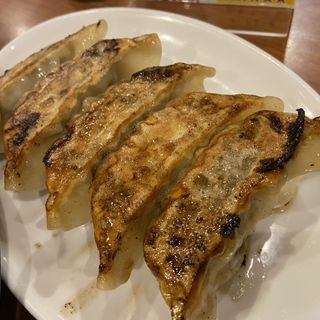 肉汁餃子(横浜家系ラーメン一新屋)