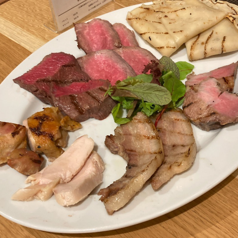 5種類盛り合わせ(ダイニング&バー ラヴァロック)