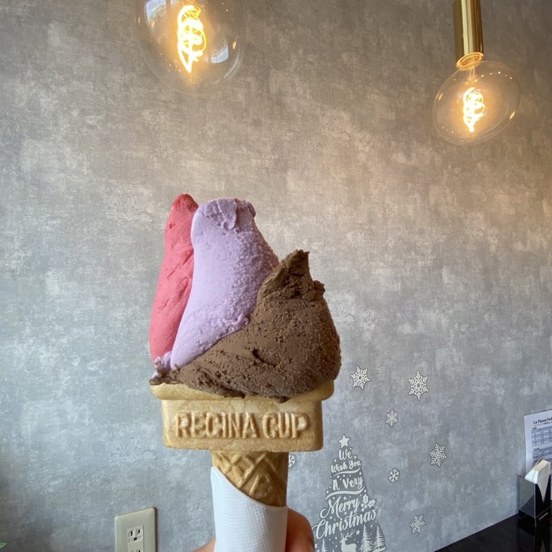 ドルチェ　トリプルコーン(La Pausa Dolce)