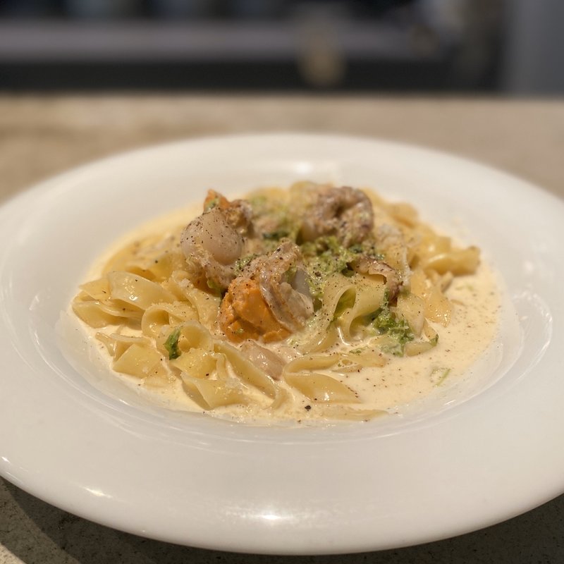 帆立とアオサのクリームソース(クッカーニャ ドゥーエ (Cuccagna 2))