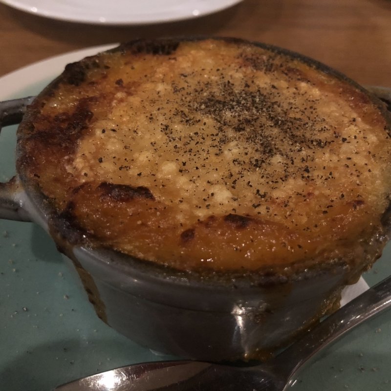 アッシーパルマンティエ(ミートソースとジャガイモのグラタン)(Vin et cuisine ヒヒヒ)