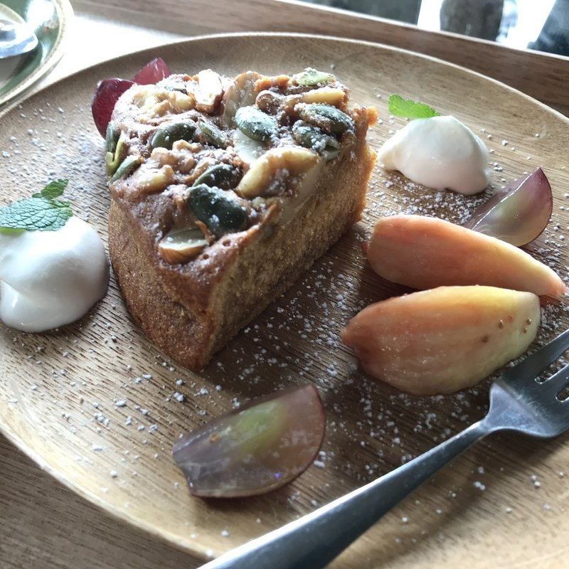 (さろんぶるー)