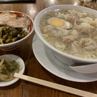 濃厚黒豚雲呑麺(広州市場 五反田店)
