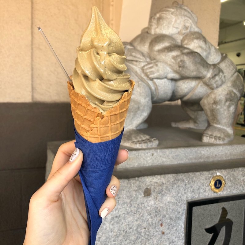 本山茶 玉露ほうじ茶ソフトクリーム(両国橋茶房)