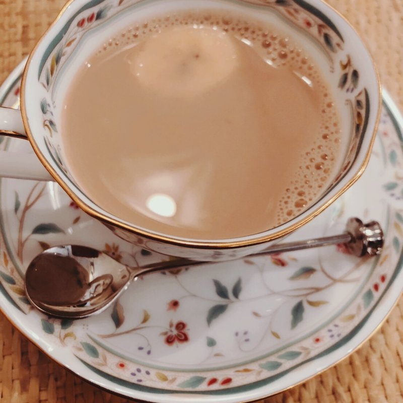 バナナミルクティー(紅茶専門店　ディンブラ)