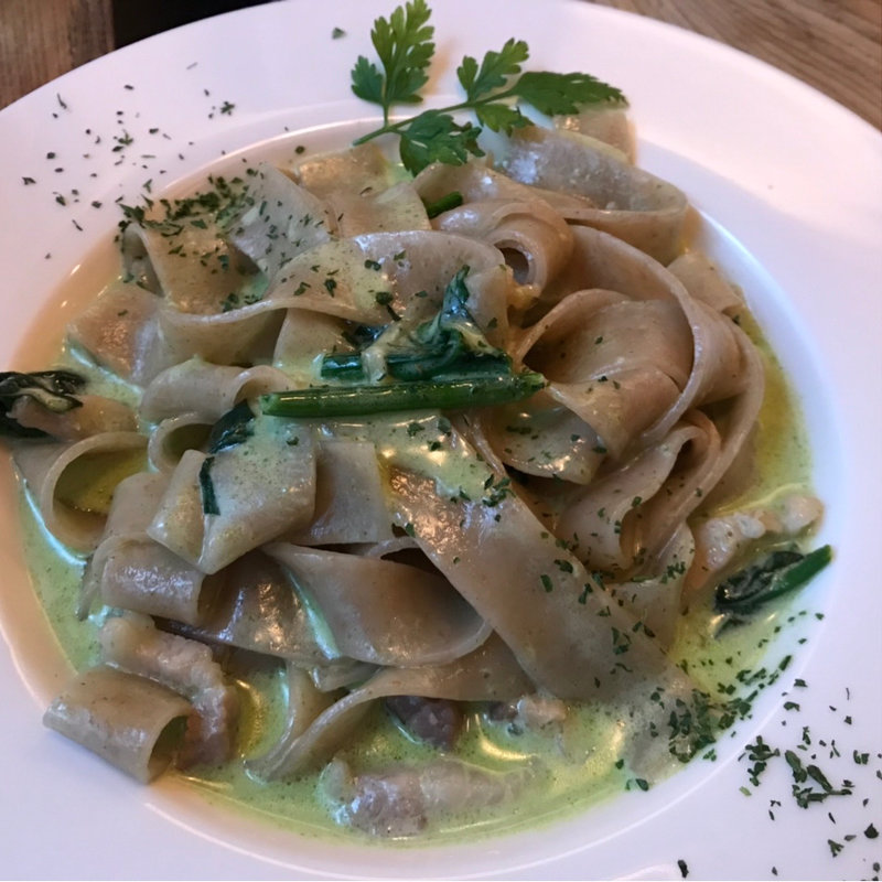 パンチェッタとほうれん草のパスタ(ロジカドッコ)