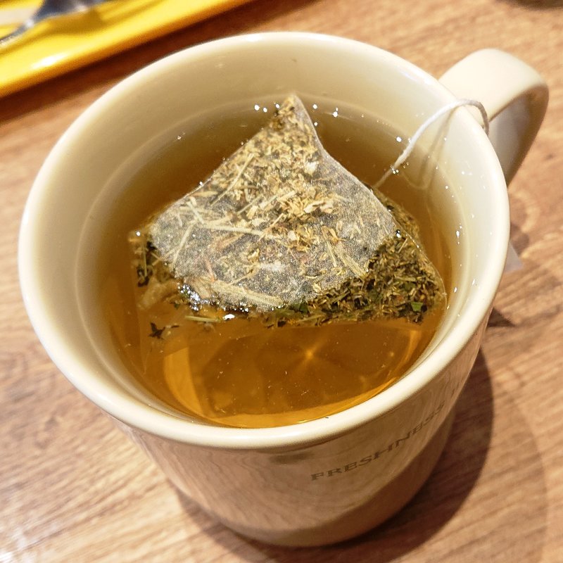 カモミールティ(フレッシュネスバーガー新川崎スクエア)