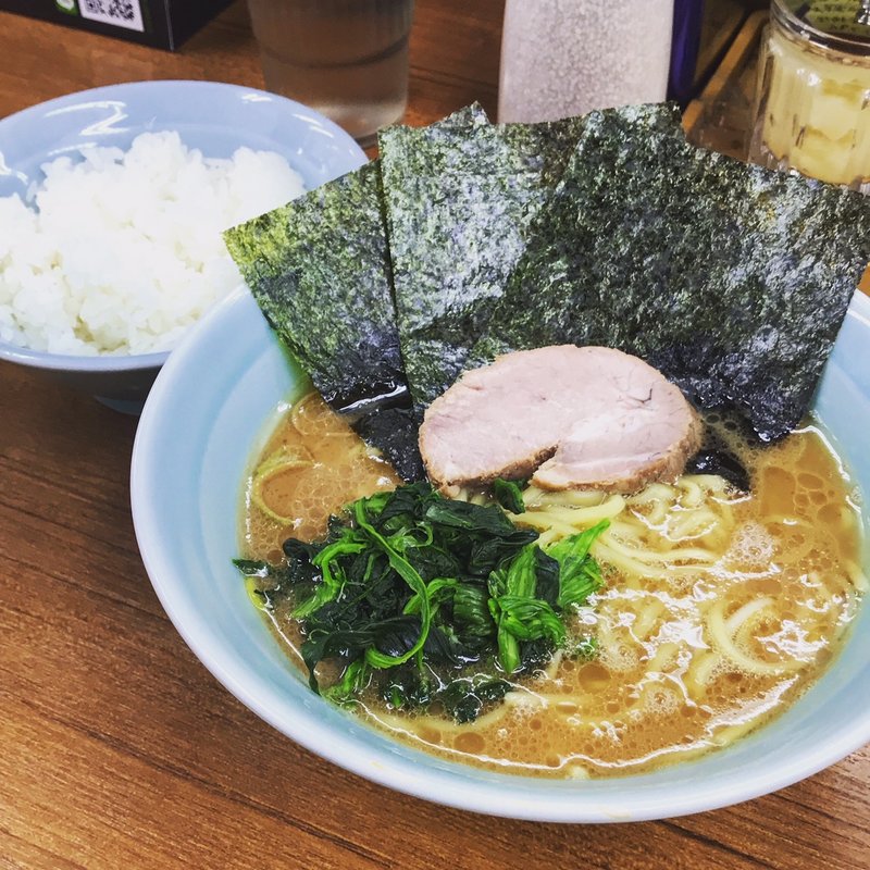 ラーメン並(武蔵家 北千住店)