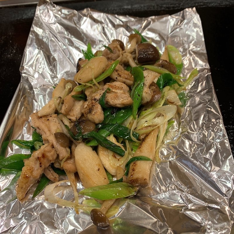 鳥せせりときのこの九条ネギ炒め(京都きん家 （キョウトキンヤ）)