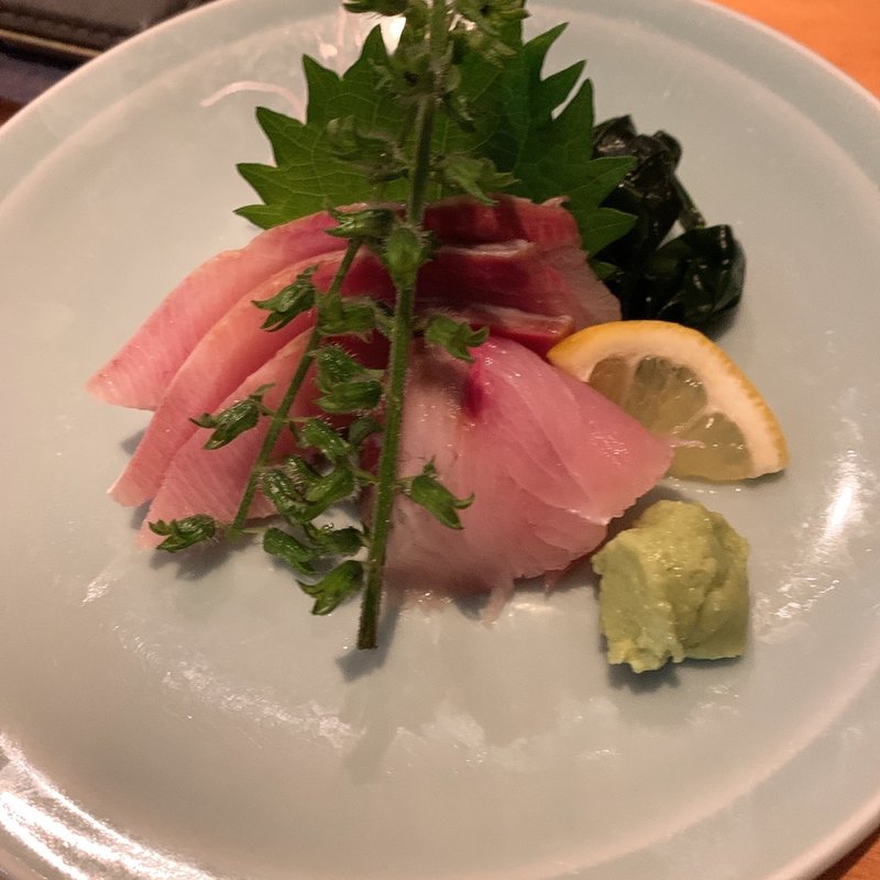 カンパチ造り(TAIZUSHI （タイズシ 【旧店名】すしの利行）)