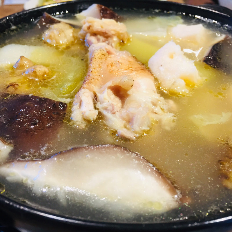 霧島妙見迫田さんの赤鶏のポトフ(フランス厨房 旬彩 中央駅店 )