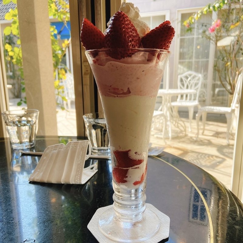 いちごパフェ(オルソンさんのいちご )