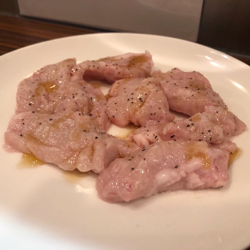 シビレ(岩崎ホルモン)