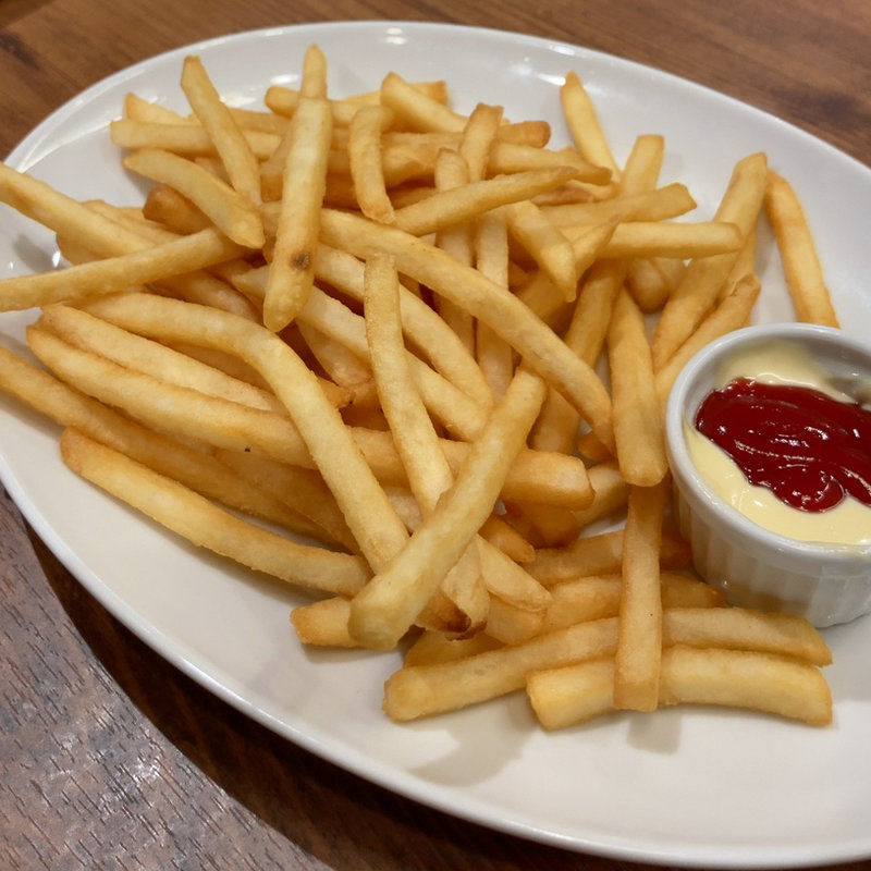 フレンチフライ（アイオリソース&ケチャップ）(オリーブの丘 多摩ニュータウン店 )