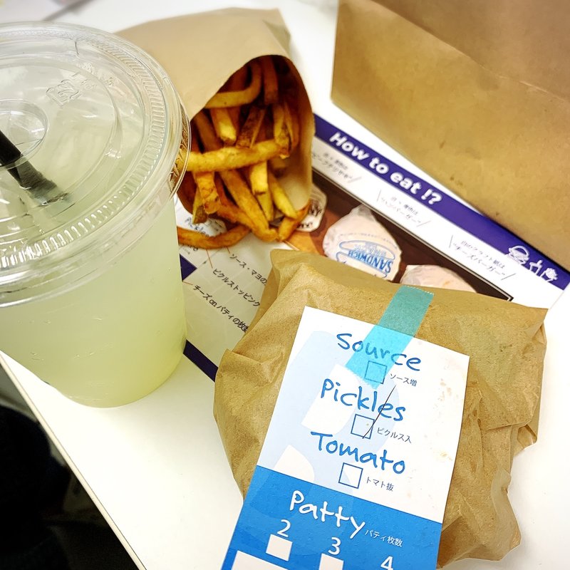 ブルースターチーズバーガー(BLUE STAR BURGER 中目黒店)