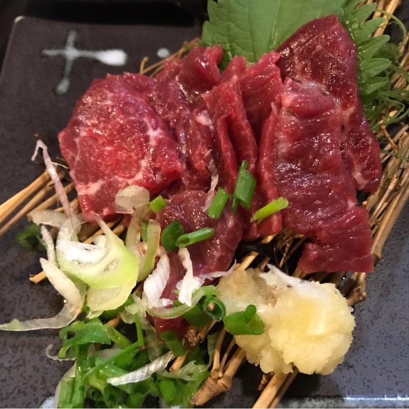 熊本産　馬刺し(丸福)