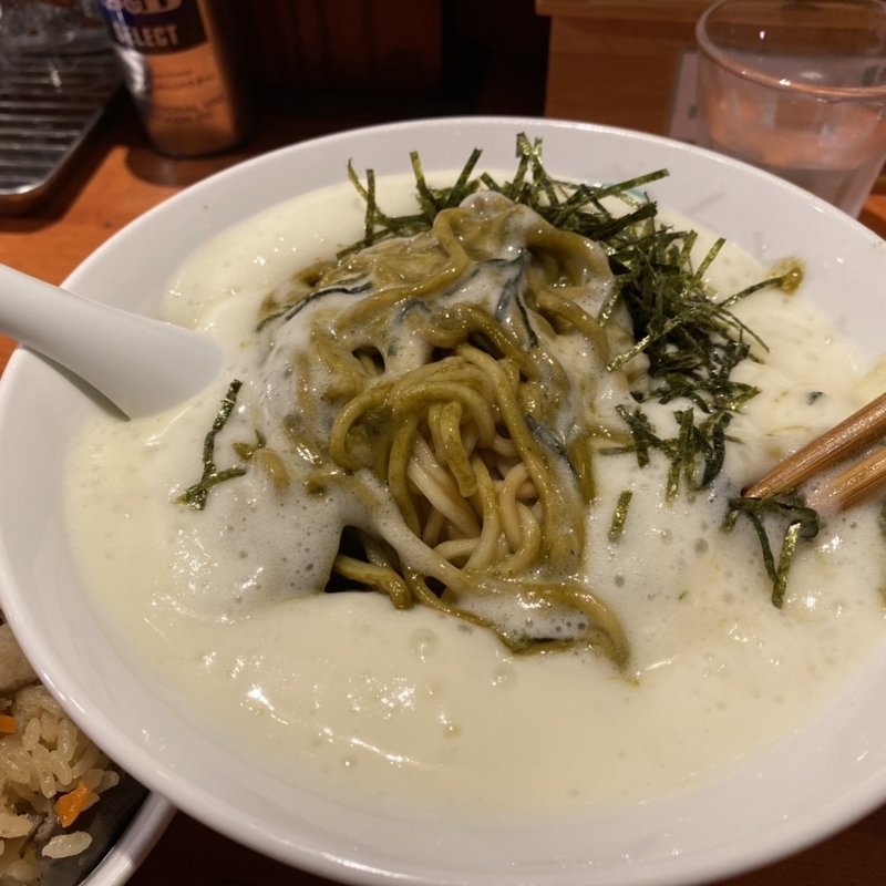 アワビのエスプーマヌードル(麺屋 六感堂)