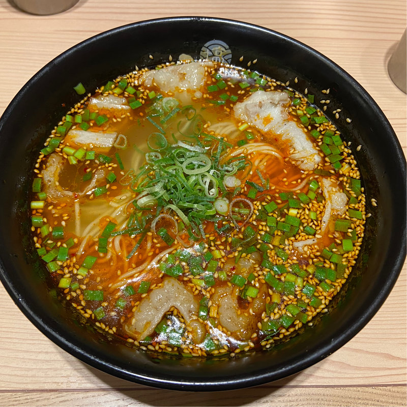 旨辛ホルモンらーめん(ひるがお　エディオンなんば店)