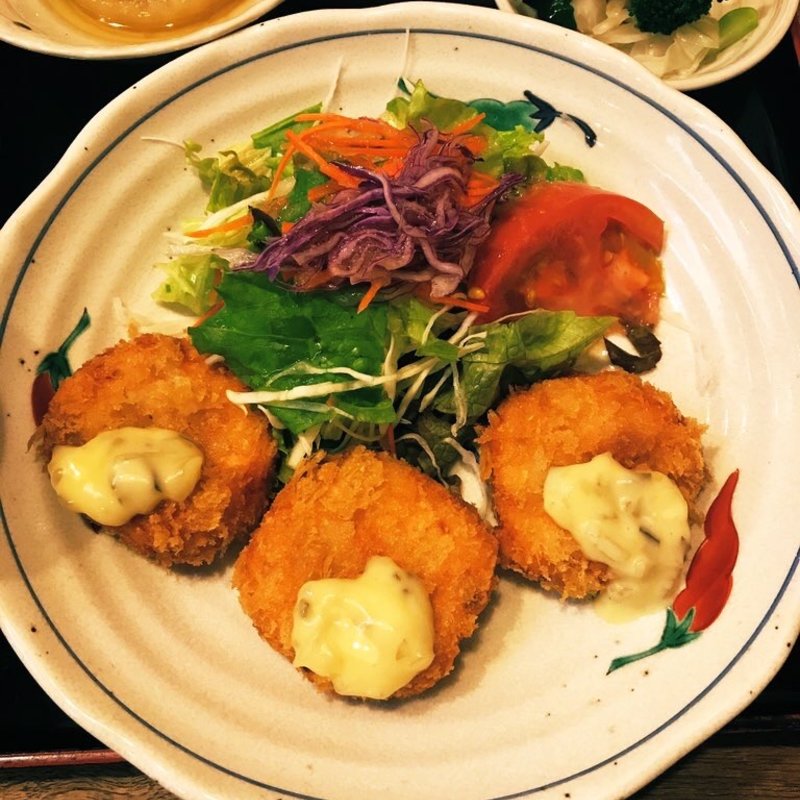 サーモンコロッケ(情熱食堂 ジジ （じょうねつしょくどう じじ）)