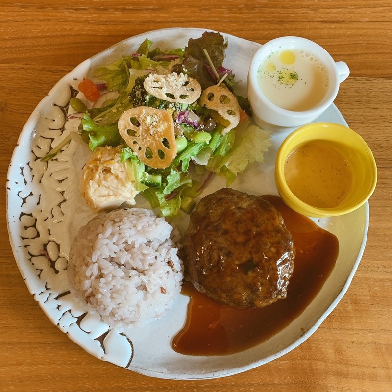 長萩黒毛和牛ハンバーグ(ホトリテイ)