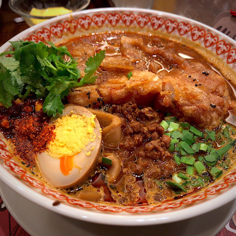チキンカツのせ 漢担々麺(紅虎餃子房 仙台パルコ店)