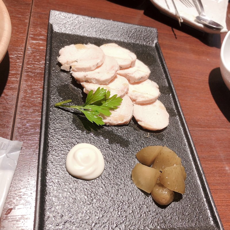 鶏ムネ肉のハーブハム(BEONE （ビーワン）北千住店)