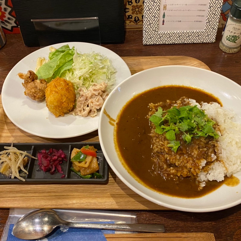 ロブスタースープ ストックカレー＆日替わりコロッケ付(俵コロッケ 四谷さくらい)