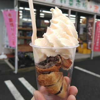 米粉クロワッサンソフトクリーム(こころちゃん )