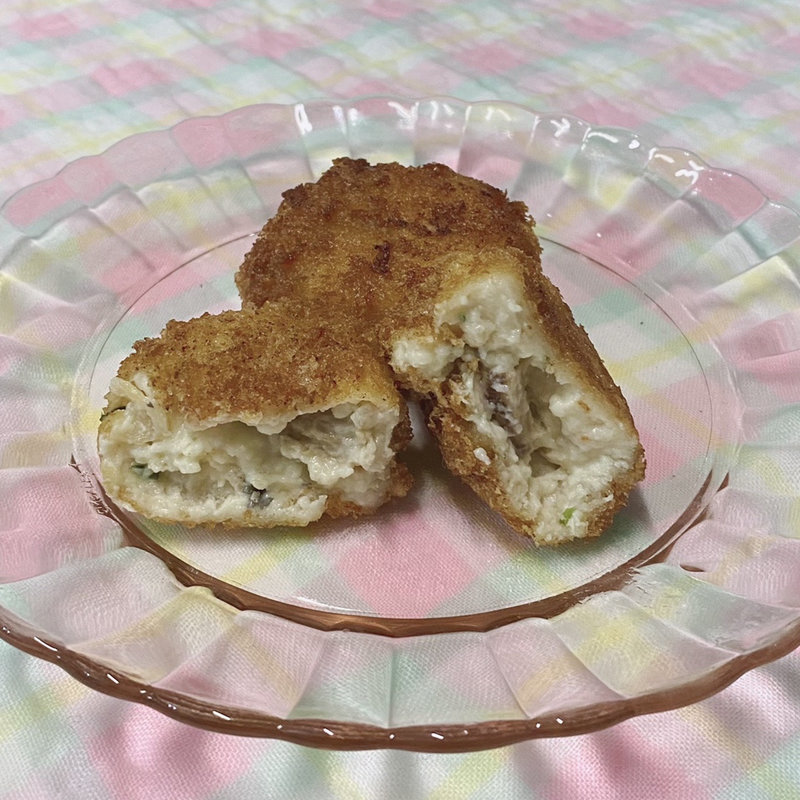 秋限定 松茸と鱧の クリームコロッケ(俵コロッケ 四谷さくらい)