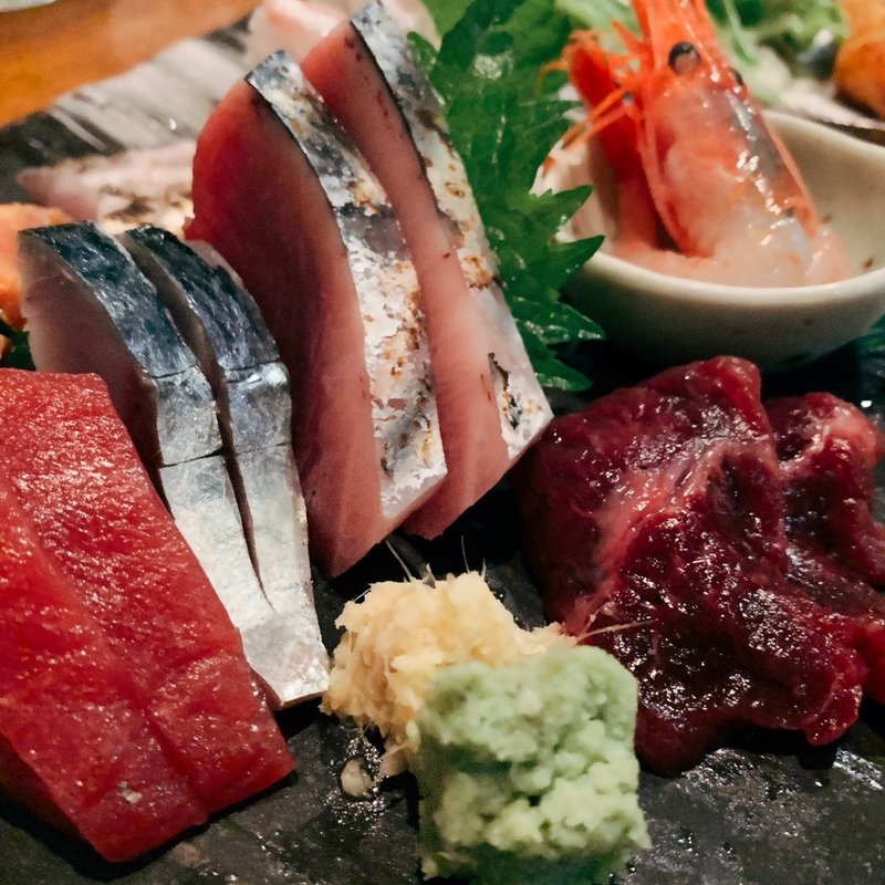 刺身盛り合わせ(４番サード魚真)