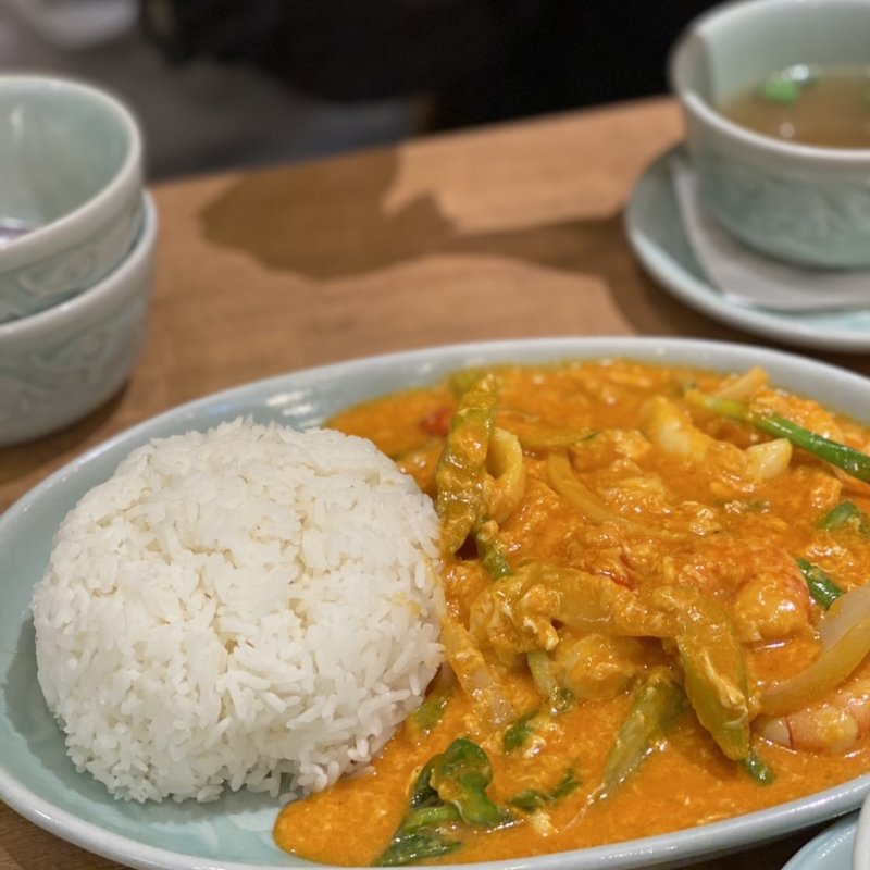 タレーパッポンカリー(タイフトリートフード　バイ　クルンサイアム)