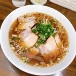 醤油ラーメン(しぇんめい )