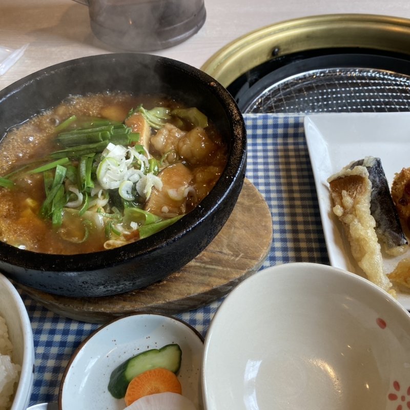 スタミナホルモン定食(瑞鳳 （ズイホウ）)