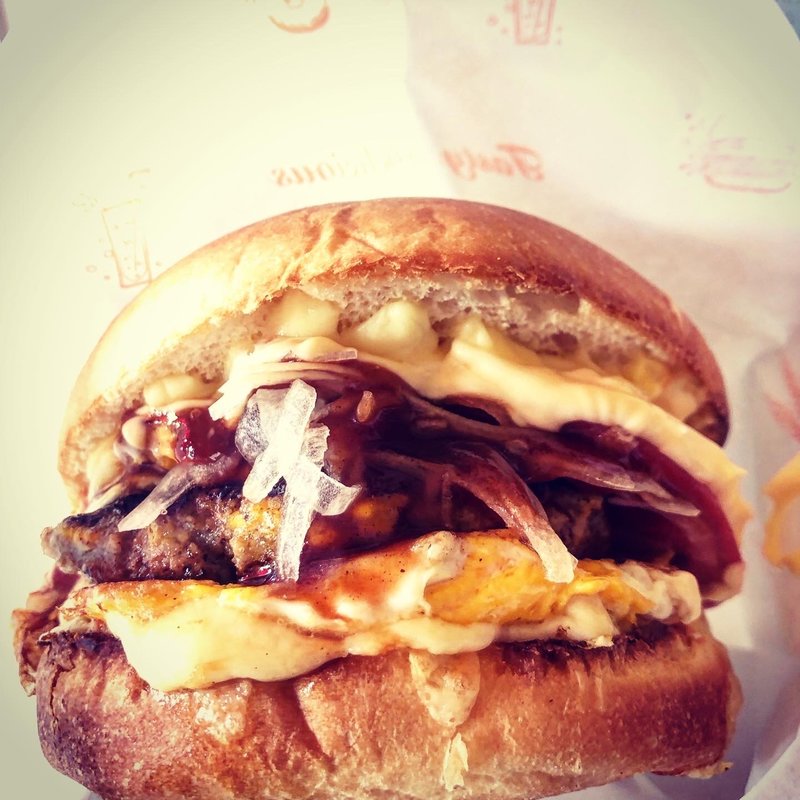 イングランドバーガー(ハンバーガーショップ カオス （Chaos）)