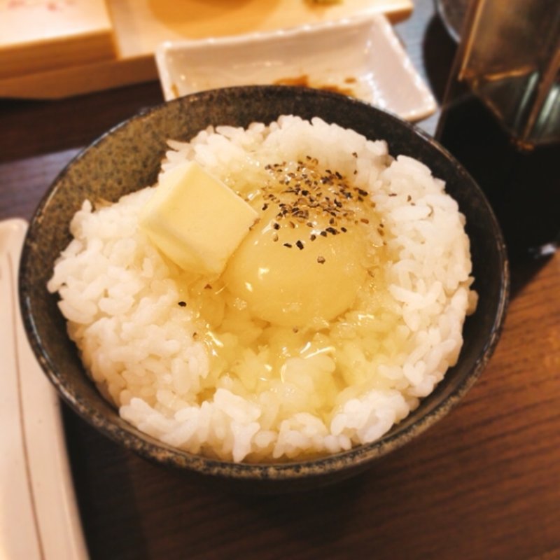 玉子かけご飯(鶏時々豚)