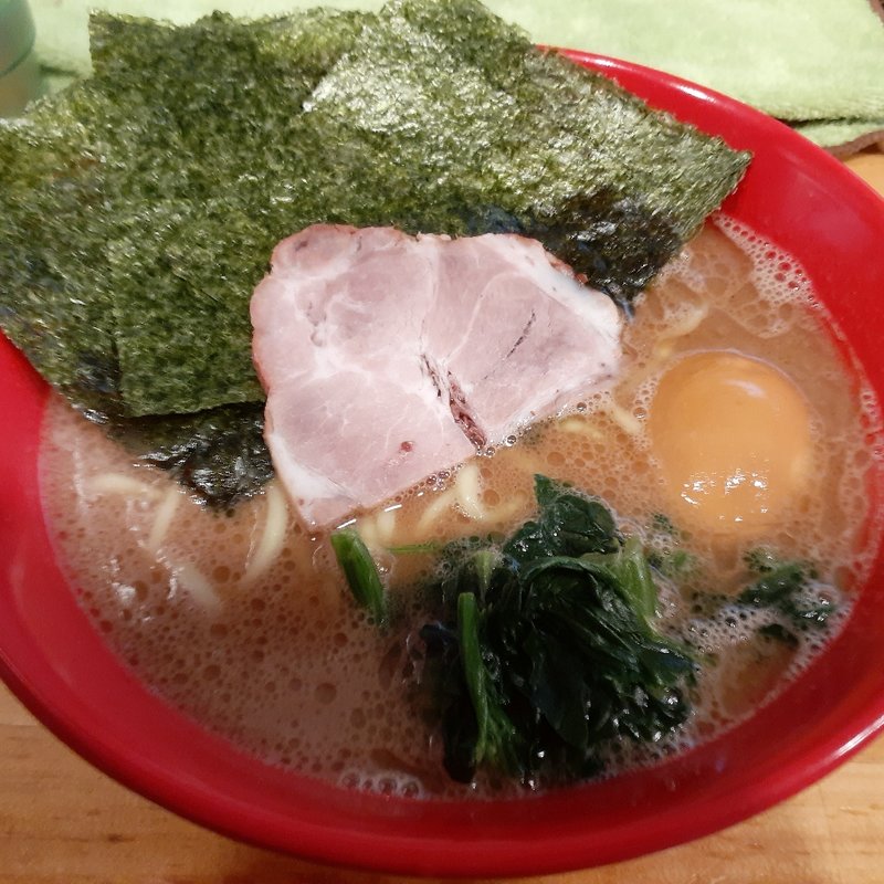ラーメン＋味玉(筋肉ダルマ家)