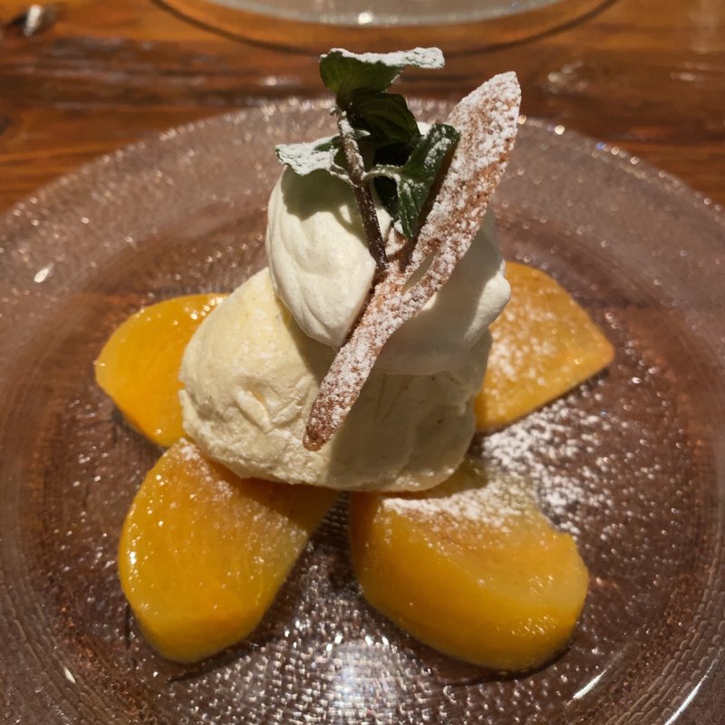 柿のコンポート(鶴見葡萄酒酒場 )