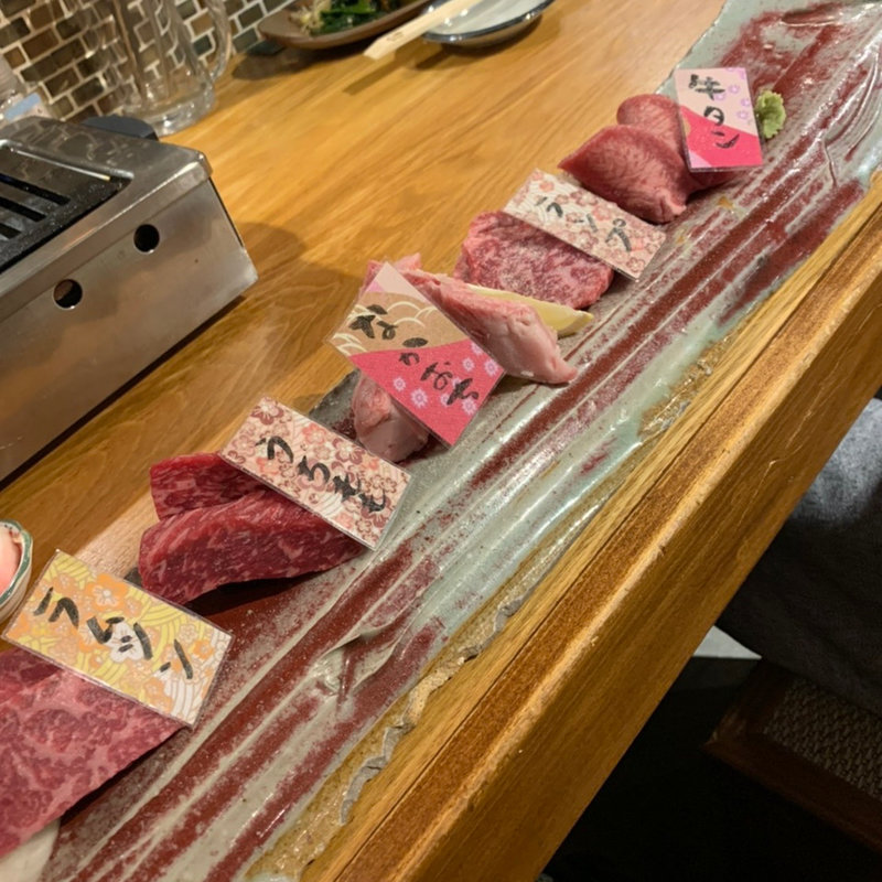 ちょい盛り(焼にく とびこ)