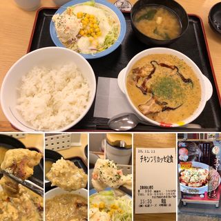 濃厚オマール海老ソースのチキンフリカッセ定食(松屋 中野南口店)