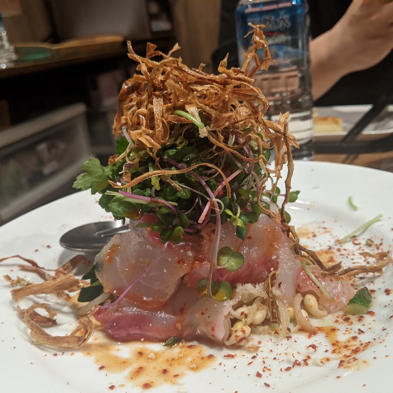 真鯛刺し(金剛商店138番地 )