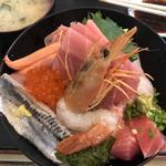 海鮮丼(伊豆屋)