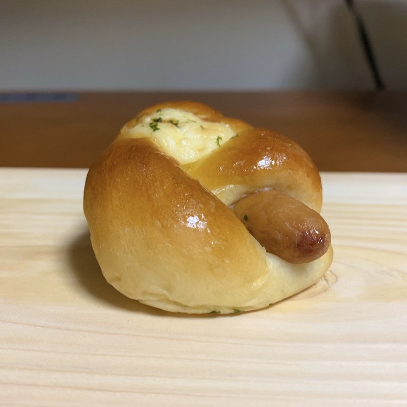 とんトロソーセージ(ベーカリーピカソ μPLAT大曽根店)