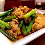 ニンニクの芽と豚肉炒め(虎包 仙台長町店  （フーパオ）)