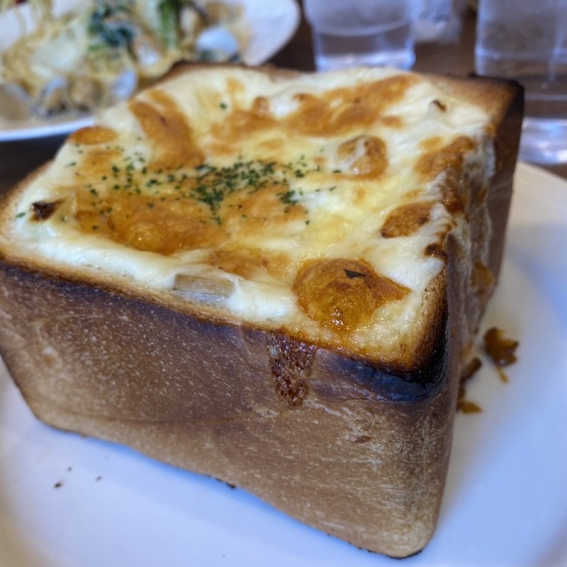 丸ごと！グラタントースト(ジロー珈琲 八千代台店)