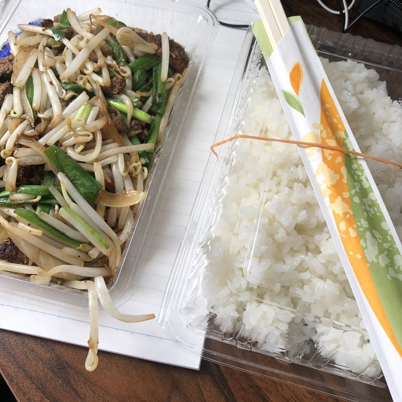 レバニラ炒め(中華料理 幸楽)